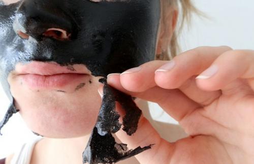 Как сделать пленку от черных точек. Популярные рецепты черной маски