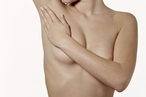 Болит грудь в области соска при нажатии. Боль при надавливании на грудь: причины и тревожные симптомы