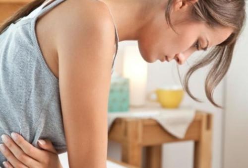 Болит грудь в области соска при нажатии. Боль при надавливании на грудь: причины и тревожные симптомы