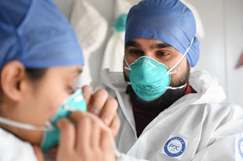 Какая маска защитит от вирусов. Какими бывают медицинские средства защиты