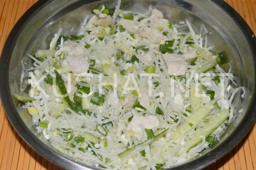 Салат с редькой и куриной грудкой. Салат из редьки с курицей – рецепт