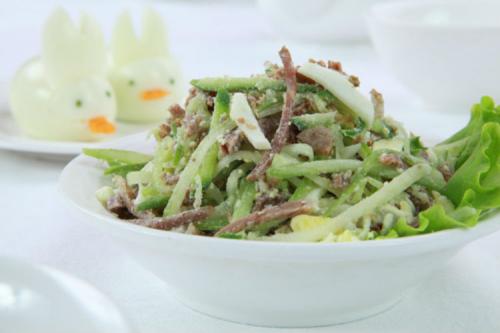Салат с редькой и мясом. Оригинальные рецепты салатов с редькой зеленой и мясом
