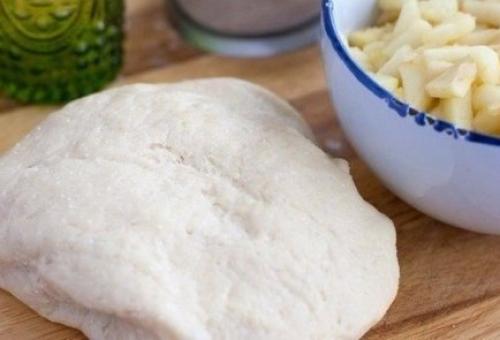 Пирожки с яблоками из творожного теста в духовке. Творожные пирожки с яблочной начинкой в духовке