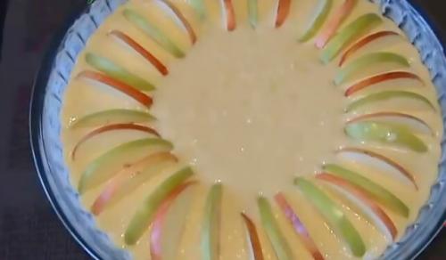 Пирог с творогом и жареными яблоками. Пирог с творогом, с яблоками (9 рецептов творожно-яблочного пирога)