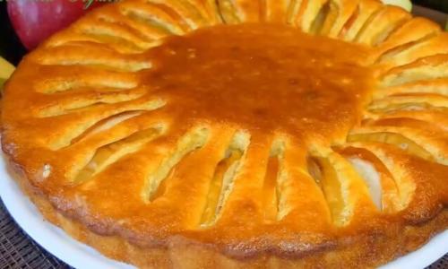 Пирог с творогом и жареными яблоками. Пирог с творогом, с яблоками (9 рецептов творожно-яблочного пирога)