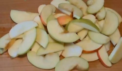 Пирог с творогом и жареными яблоками. Пирог с творогом, с яблоками (9 рецептов творожно-яблочного пирога)