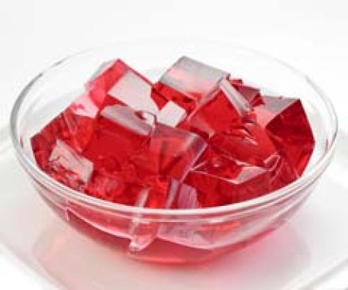 Желатин с водой для выпечки. Как правильно развести пищевой желатин. Советы по использованию желатина