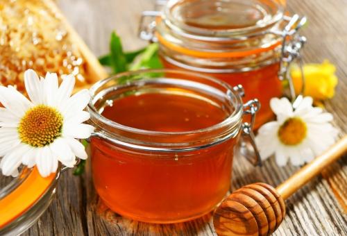 Чем лечить трещины на руках и пальцах. Средства для лечения трещин на пальцах