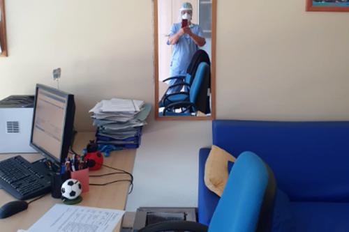 Анализ коронавируса показал, что. Заболевшая врач описала новый симптом коронавируса: Синеют ноги