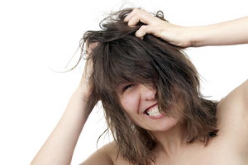 Маска от зуда кожи головы в домашних условиях. Домашние рецепты от перхоти 04