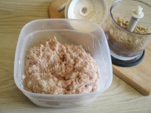 Как приготовить столовские котлеты в духовке. Котлеты «Школьные»