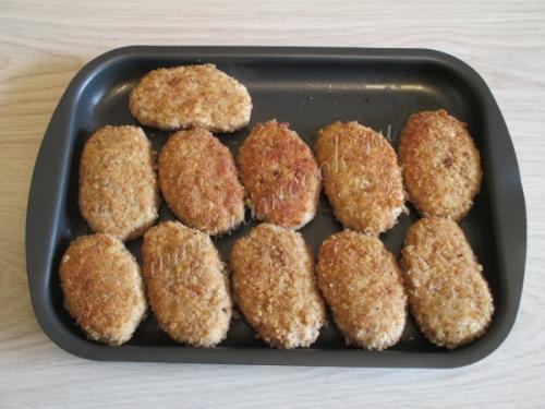 Как приготовить столовские котлеты в духовке. Котлеты «Школьные»