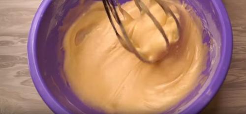 Дрожжевой пирог с творожными шариками. Пирог на кефире с творожными шариками внутри: готовлю даже на ночь глядя