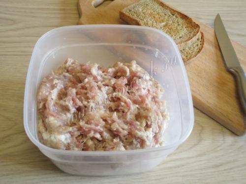 Как приготовить столовские котлеты в духовке. Котлеты «Школьные»