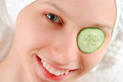 Средство от темных кругов под глазами в домашних условиях. Как избавиться от темных кругов (синяков) под глазами, быстро и эффективно