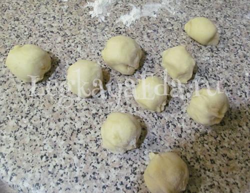 Пирожки с картошкой в духовке рецепты быстро и вкусно. Быстрое тесто на пирожки в духовке с сухими дрожжами на молоке