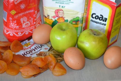 Шарлотка с курагой и яблоками в мультиварке. Оригинальная шарлотка с яблоками и курагой