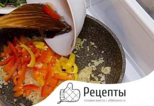 Теплый салат с куриной грудкой и стручковой фасолью. Салат из стручковой фасоли и куриной грудки