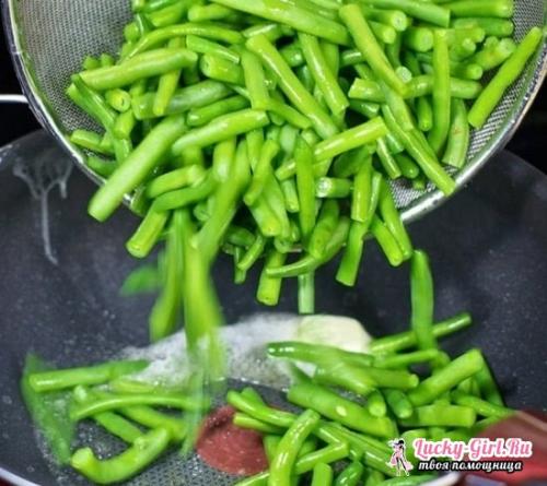 Стручковая фасоль с курицей и яйцом. Полезный салатик на каждый день