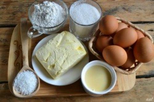 Нежный торт с кокосовой стружкой. Кокосовый торт