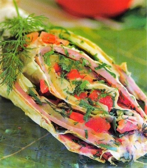 Лаваш с ветчиной сыром и помидорами на сковороде. Рулет из лаваша с ветчиной, сыром и помидорами