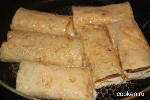 Бутерброды из лаваша с колбасой и сыром. Горячие бутерброды из лаваша