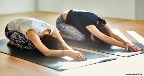 Йога для начинающих 15 минут. Йога на 15 минут утром, которую легко выполнить в домашних условиях