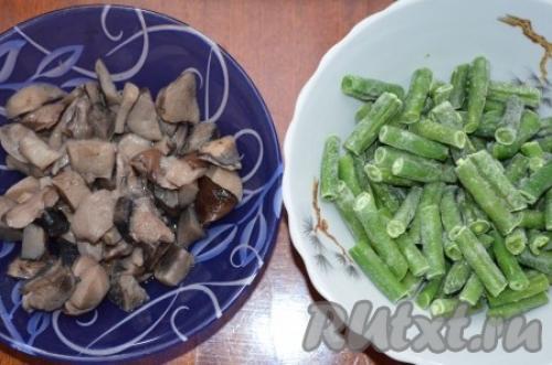 Курица с грибами и стручковой фасолью в сливочном соусе. Курица с грибами и стручковой фасолью