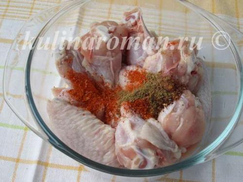 Стручковая фасоль с курицей в томатном соусе. Ингредиенты: