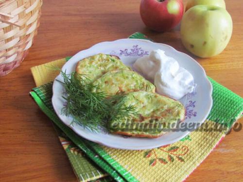 Оладьи из кабачков для годовалого ребенка. Кабачковые оладьи для детей