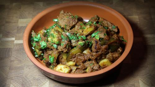 Азу по-татарски в казане на костре