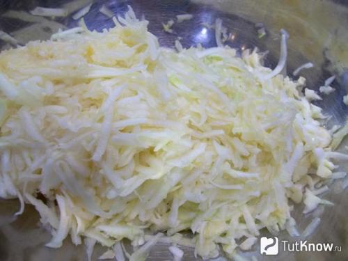 Диетический пирог из кабачков. Как приготовить диетическое кабачковое тесто