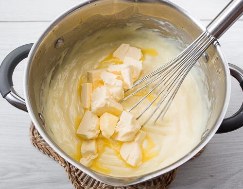 Торт наполеон с кремом пломбир.