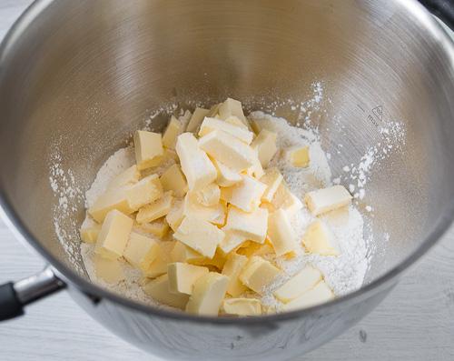 Торт наполеон с кремом пломбир.