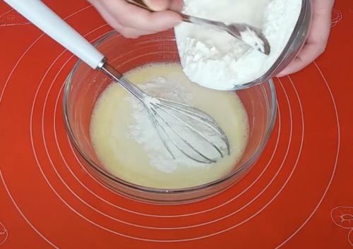 Простые блины на кефире. Рецепт тонких с дырочками блинов с добавлением кипятка