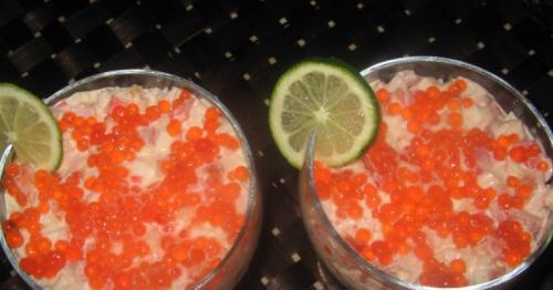 Салат с морепродуктами и икрой. Салат «Царский» с красной икрой и креветками – лучшие рецепты