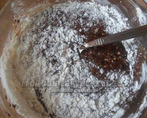 Торт в микроволновке на сметане. Рецепт 6: быстрый торт в микроволновке (подробно с фото)