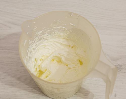 Торт наполеон с кремом пломбир.