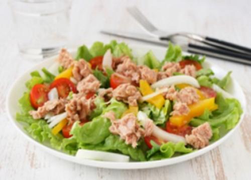 Постный салат с красной рыбой. Постные салаты с рыбой