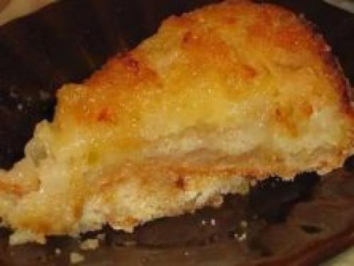 Яблочные пироги на кефире. Манный пирог в духовке