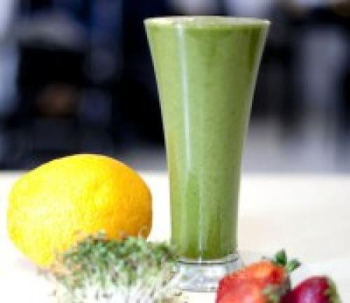 Как правильно приготовить коктейль зеленый. Вы будете приятно удивлены! Поверьте, зеленый коктейль очень вкусный!