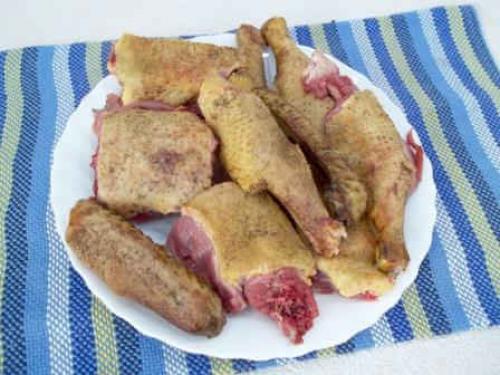 Как приготовить вкусную тушеную утку кусочками, пошаговый рецепт с фотографиями