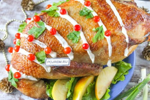 Рецепт: утка с яблоками и апельсинами в духовке