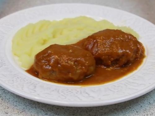 Подлива, как в Столовой. Рецепт "красной подливки" любимых советских "школьных котлет"