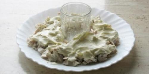 Малахитовый браслет салат с курицей. Салат "Малахитовый браслет"