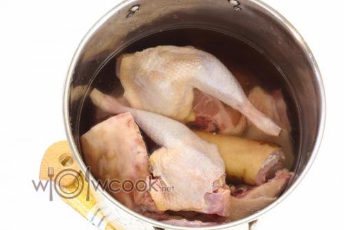 Как залить холодец в пластиковую бутылку. Рецепт 1, пошаговый: холодец Поросенок в бутылке