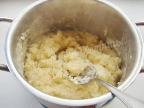 Заварное тесто на вареники на молоке. Заварное тесто на молоке для вареников