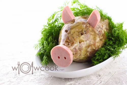 Как залить холодец в пластиковую бутылку. Рецепт 1, пошаговый: холодец Поросенок в бутылке