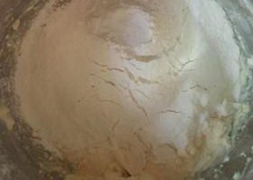 Творожные пончики жареные на сковороде. Творожные пончики жареные в масле рецепт от нашей читательницы