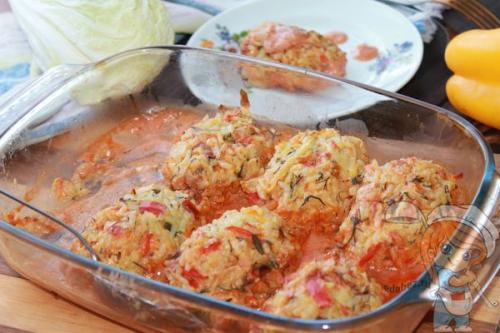 Ленивые голубцы из пекинской капусты с рисово-овощным фаршем без мяса